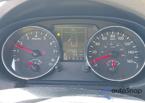 2015 Nissan Rogue Select S z USA, uszkodzony, nr VIN JN8AS5MT7FW667478